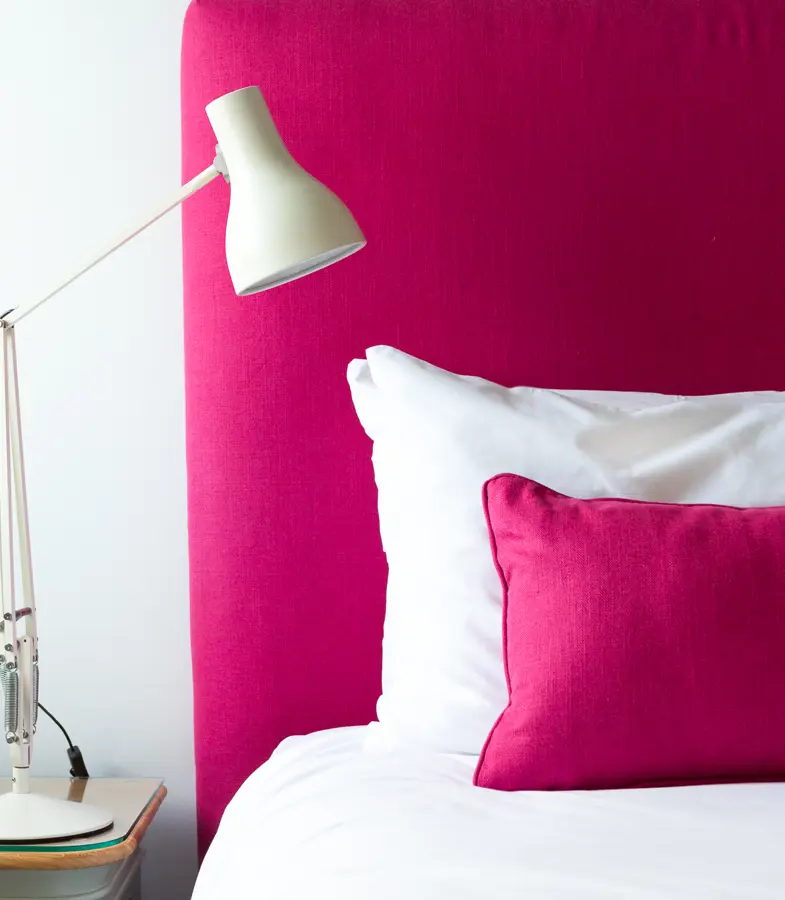 Deluxe town room, close up of cushions