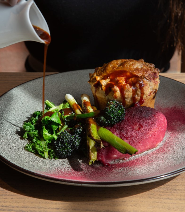 The Crown and Castle, Orford, Steak and Mushroom Pie, Beetroot Mash