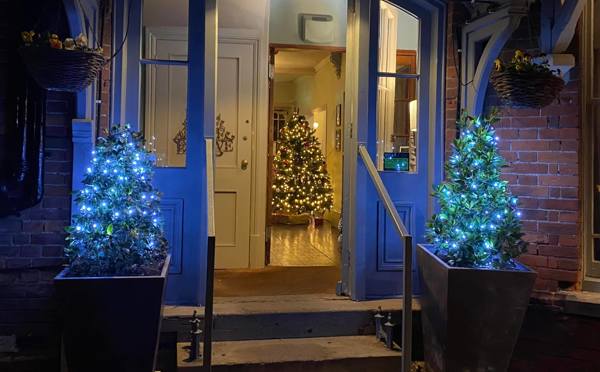 Festive Retreat